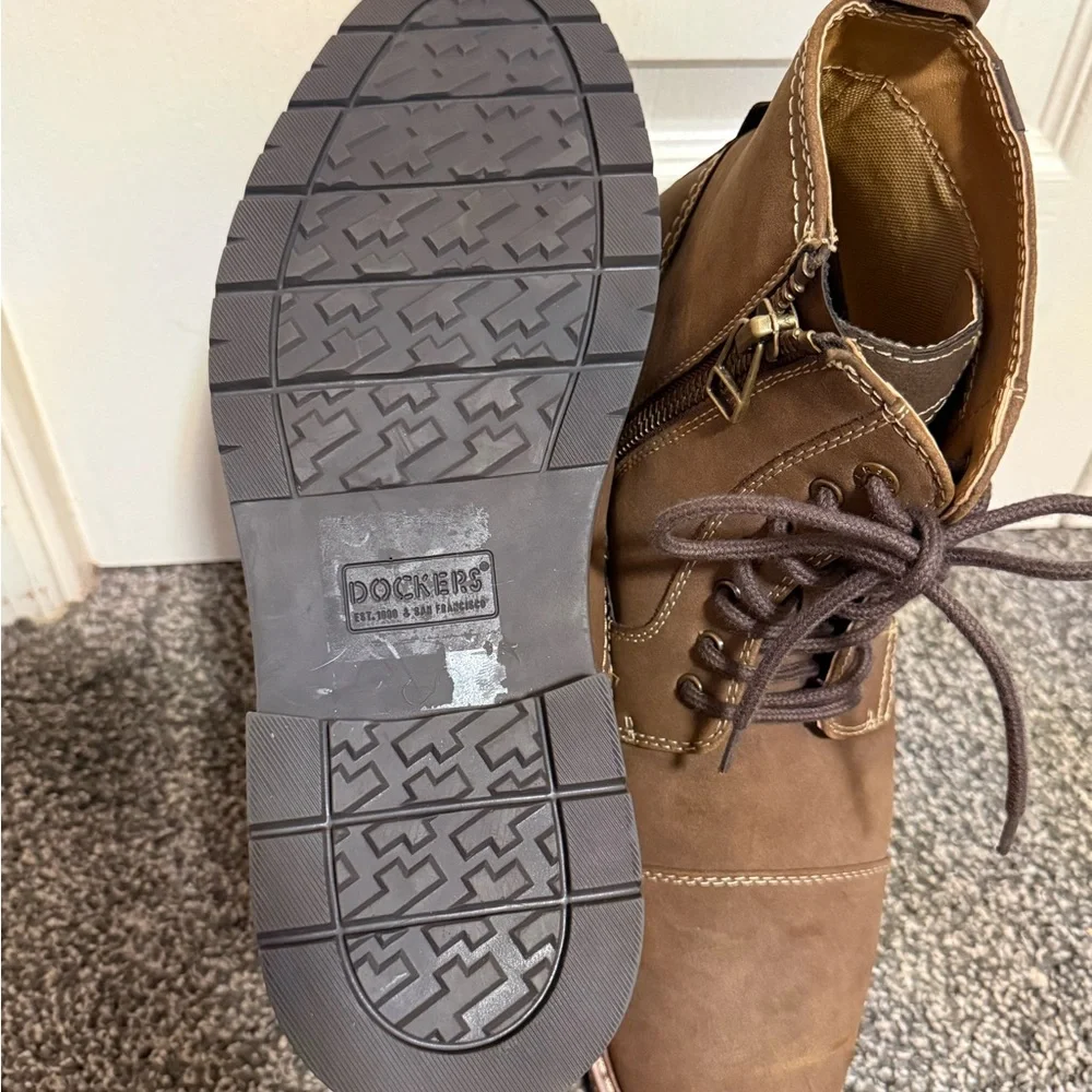 Dockers‎ Brown Lace-Up Boots with Side Zipper
